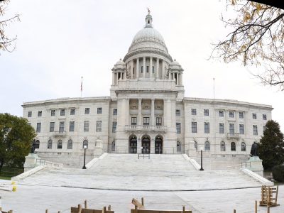 Rhode_Island_State_House_-_Providence_RI_-_panoramio