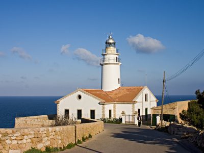 lighthouse-957262_1920