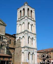 CAMPANILE DELLA CATTEDRALE DI FERRARA