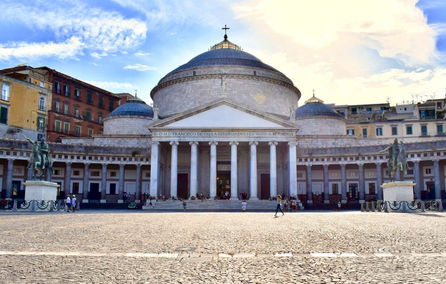 Monumenti a Napoli