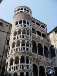 PALAZZO CONTARINI DEL BOVOLO