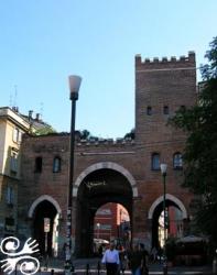 PORTA TICINESE MEDIEVALE (PORTA MARENGO)